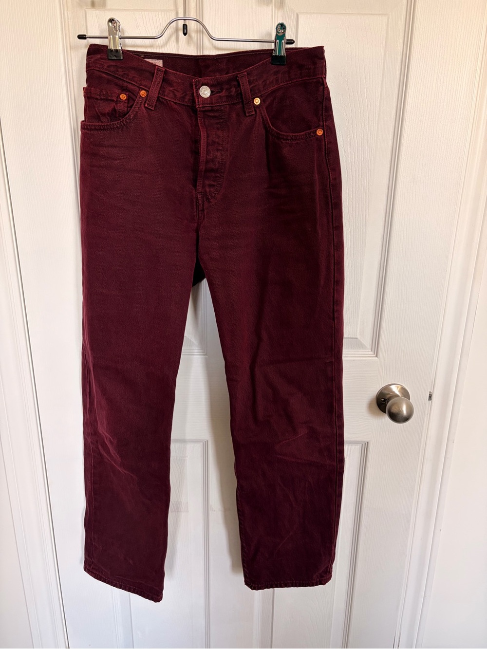 Levi’s 501 90s Burgundy jeans